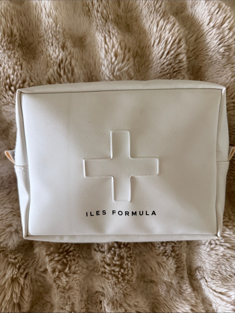 New Iles Formula Makeup Bag Vegan Leather